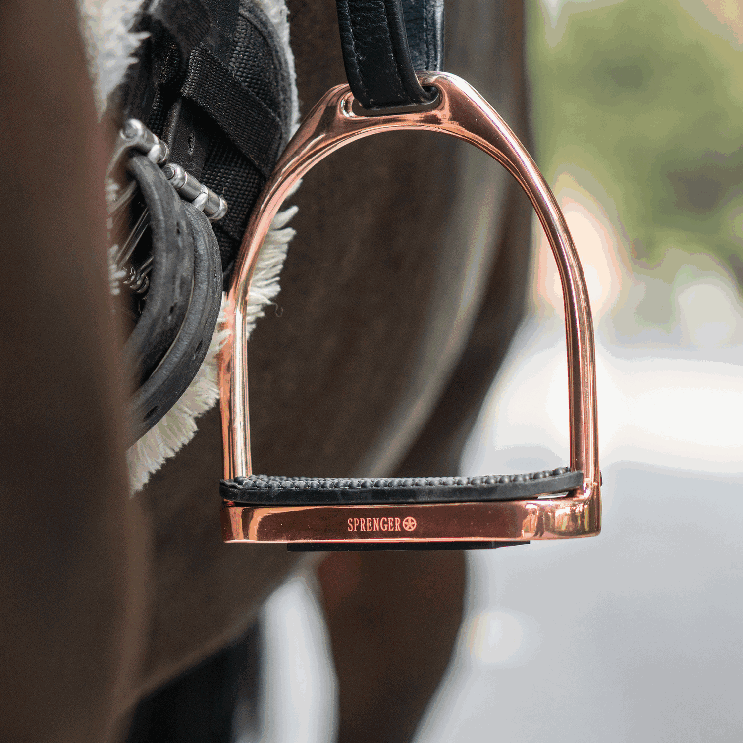 FILLIS-Kindersteigbügel rosegold mit schwarzer Einlage - 110 mm Trittweite